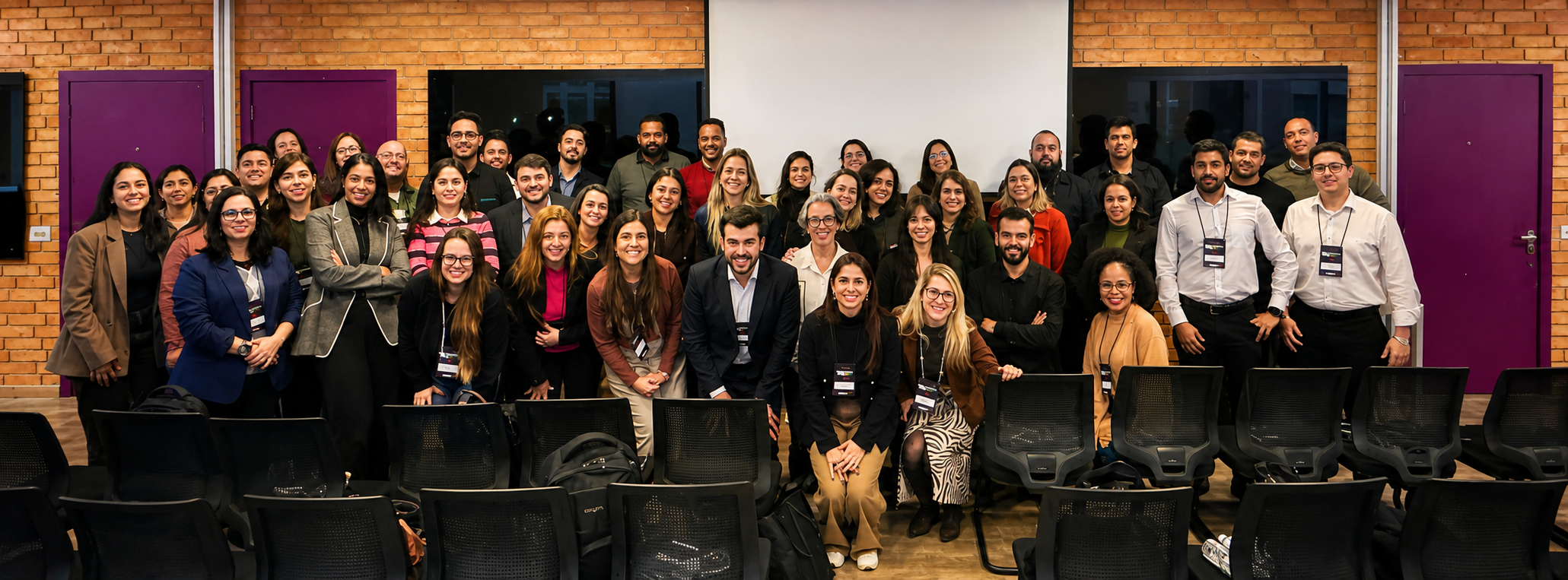 Equipe TTMS reunida em evento de treinamento e certificação em Trade & Tax